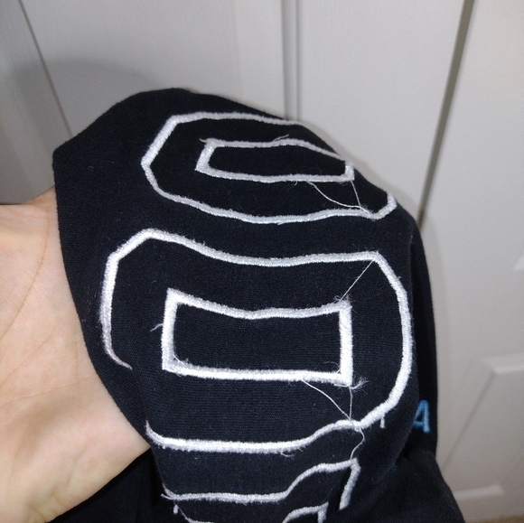 Vintage COOGI World Class Competition Australia Applique Logo Short Sleeve Tee - Picture 5 of 7